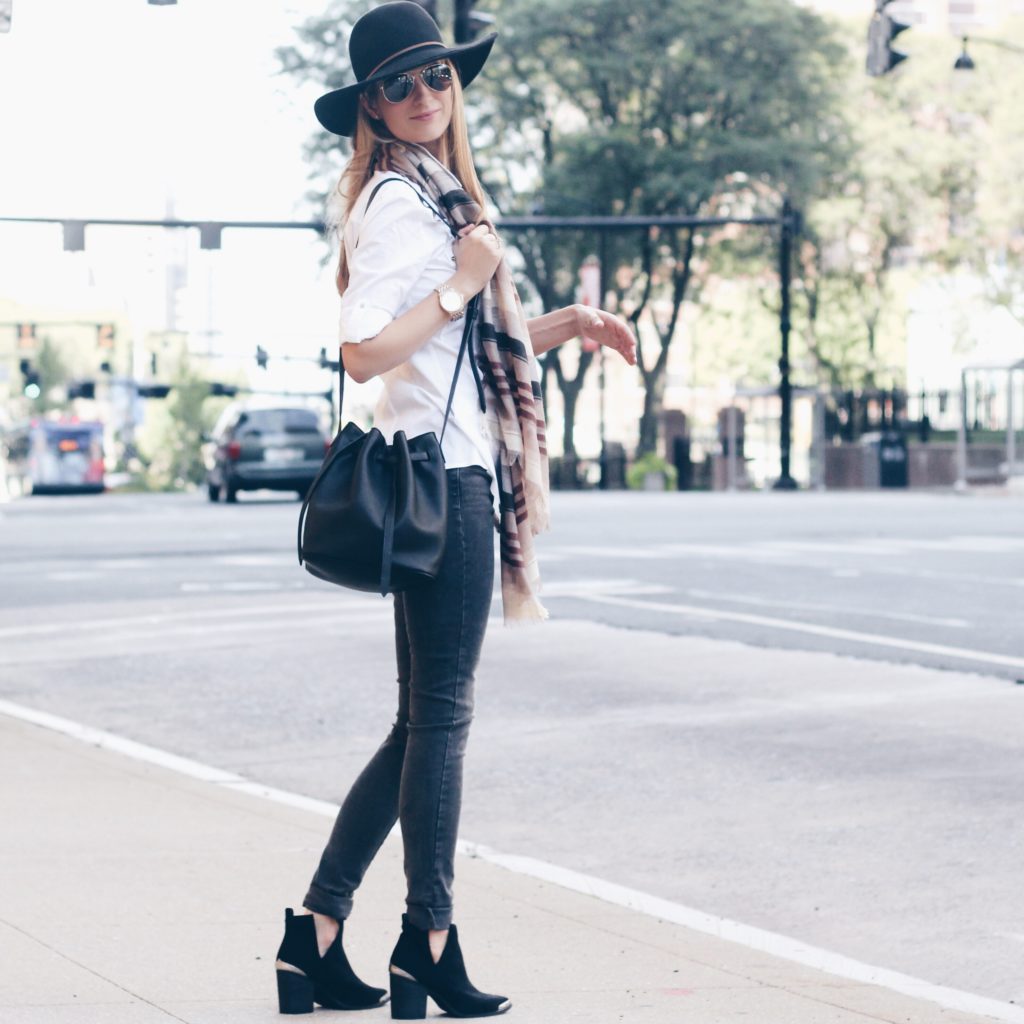 cowgirl booties - felt hat and black western booties