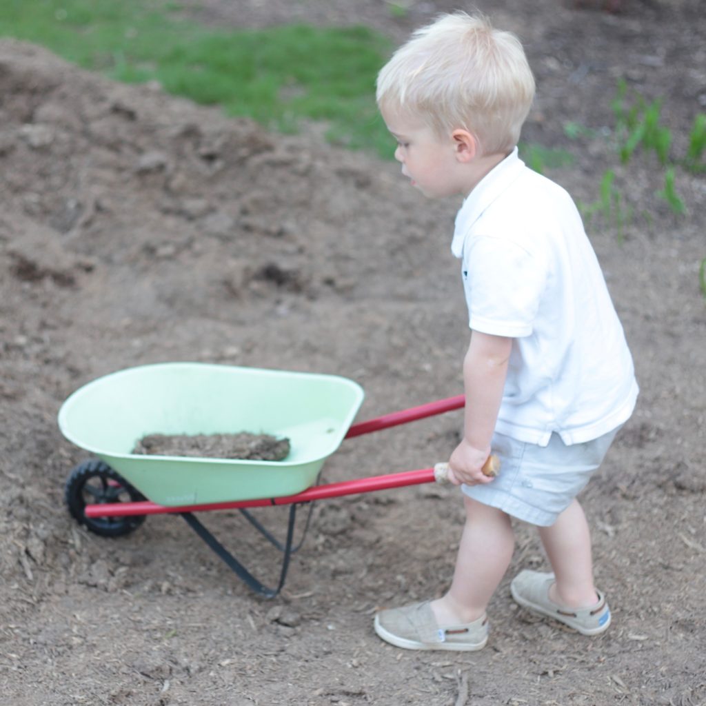 ideas to help kids give back - yardwork
