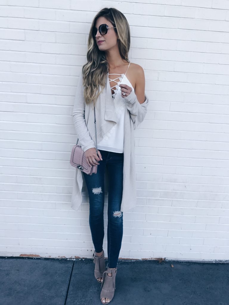 fall-transition-outfits-caridgan-and-skinny-jeans-outfit-on-pinterestingplans