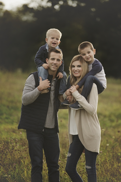amily photoshoot fashion tips - how to pick outfits for a Fall photo shoot