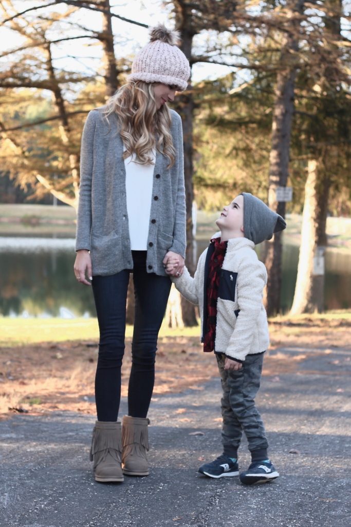 Pin This! Casual holiday outfits for the family