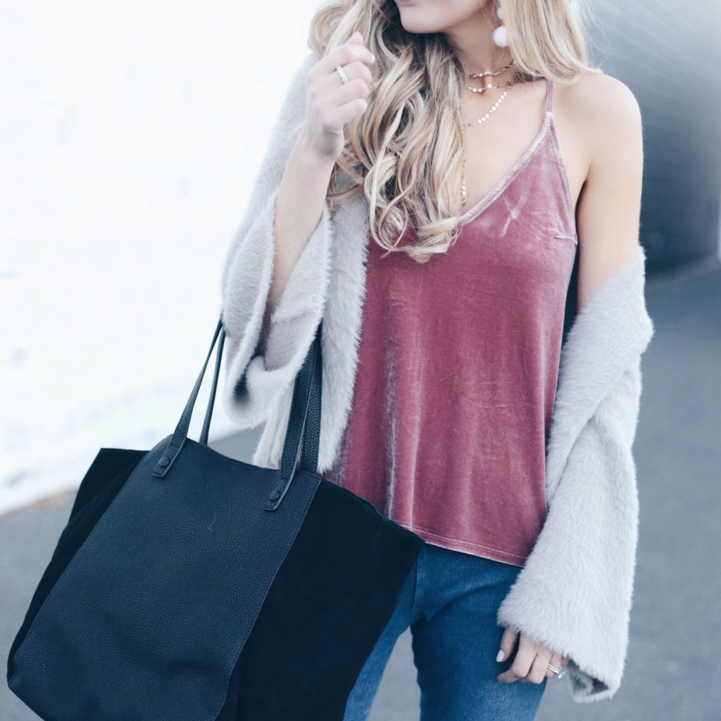 cozy holiday airport outfits - slouchy cardigan and velvet cami on pinterestingplans