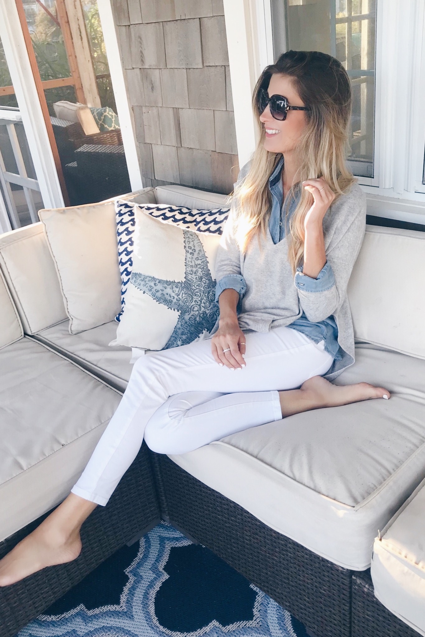 beachy chic pretty women's outfit from vineyard vines on pinteresting plans fashion blog