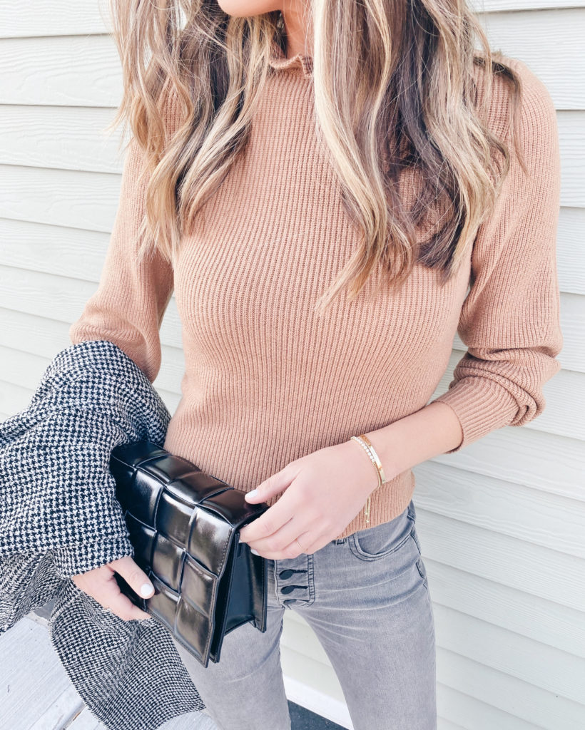 cute fall outfit - ruffle neck balloon sleeve sweater