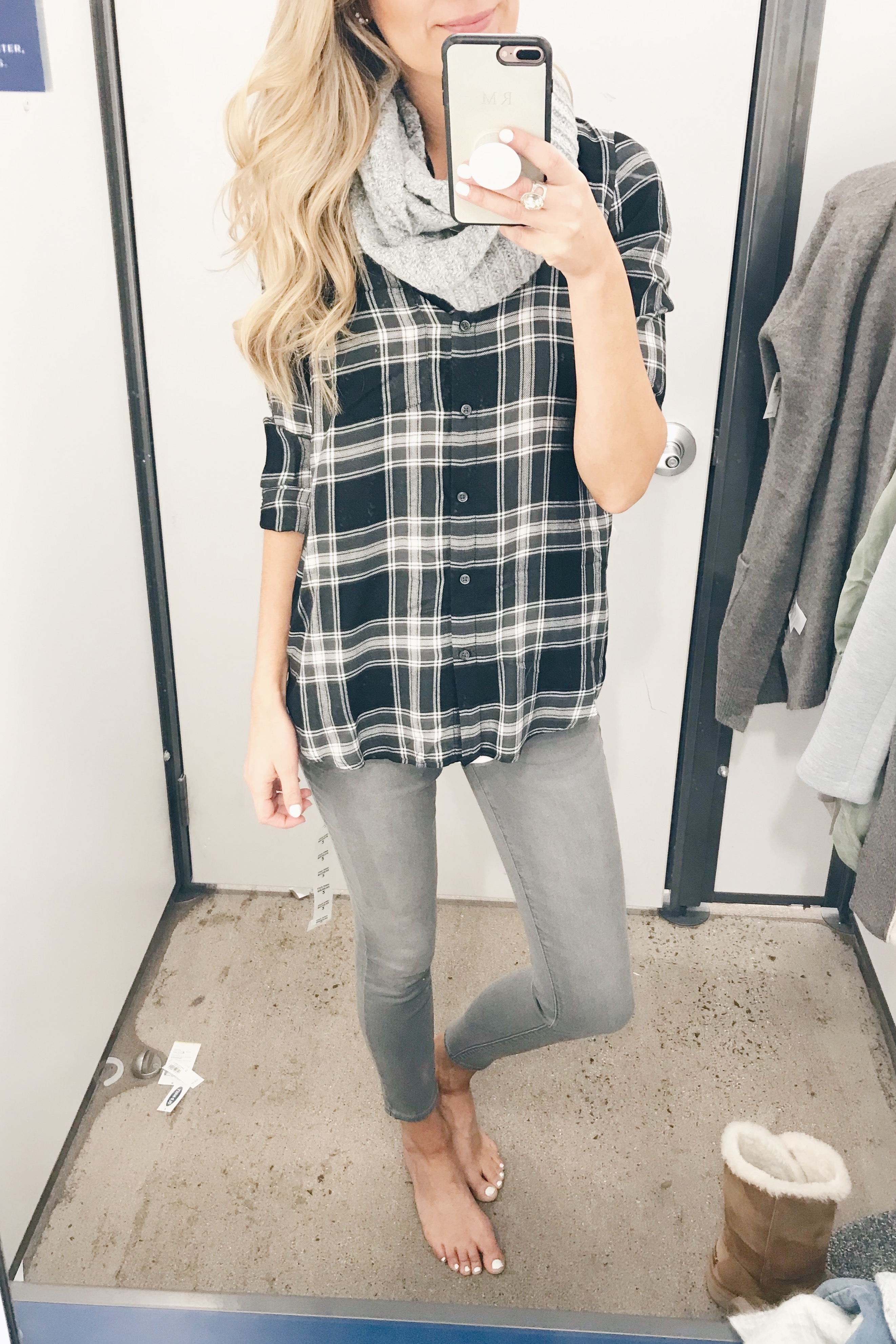 old navy friends and family sale try on - black and white plaid shirt and gray infinity scarf with gray skinny jeans