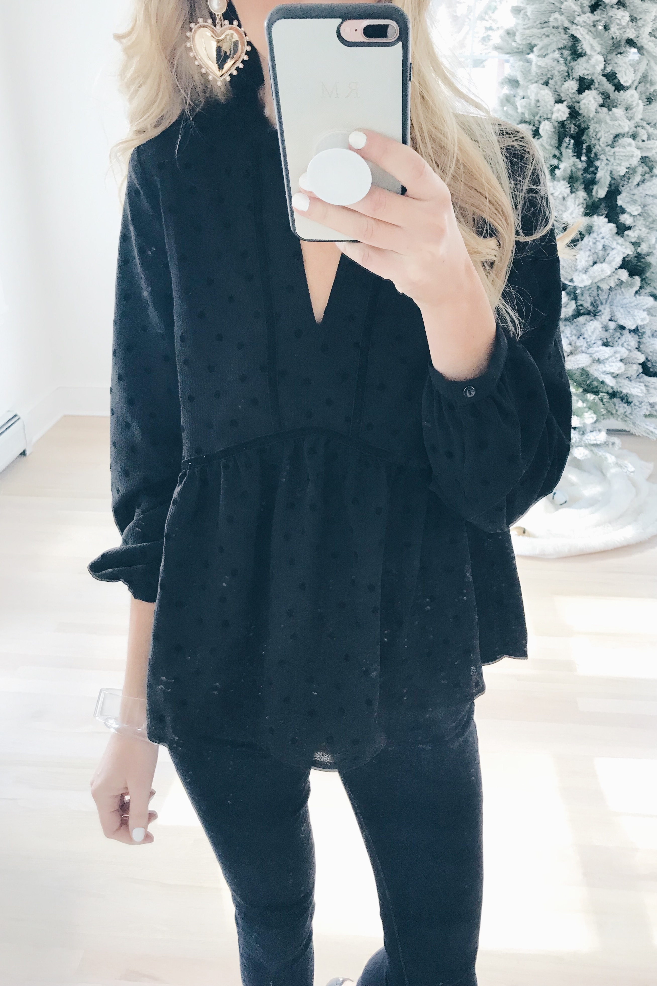  holiday outfit ideas - black peplum blouse from gibson glam collection on pinteresting plans blog