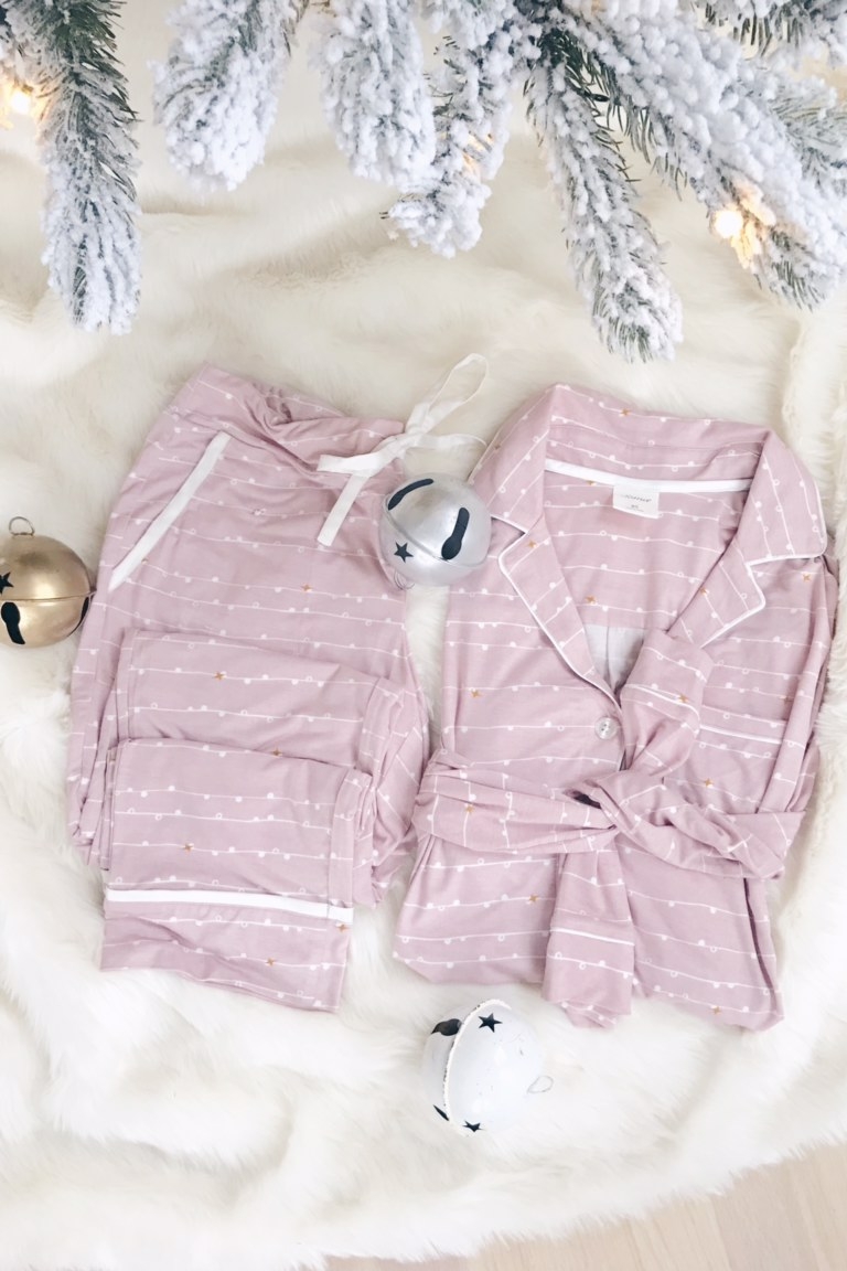  soma christmas pajama giveaway on pinterestingplans fashion blog