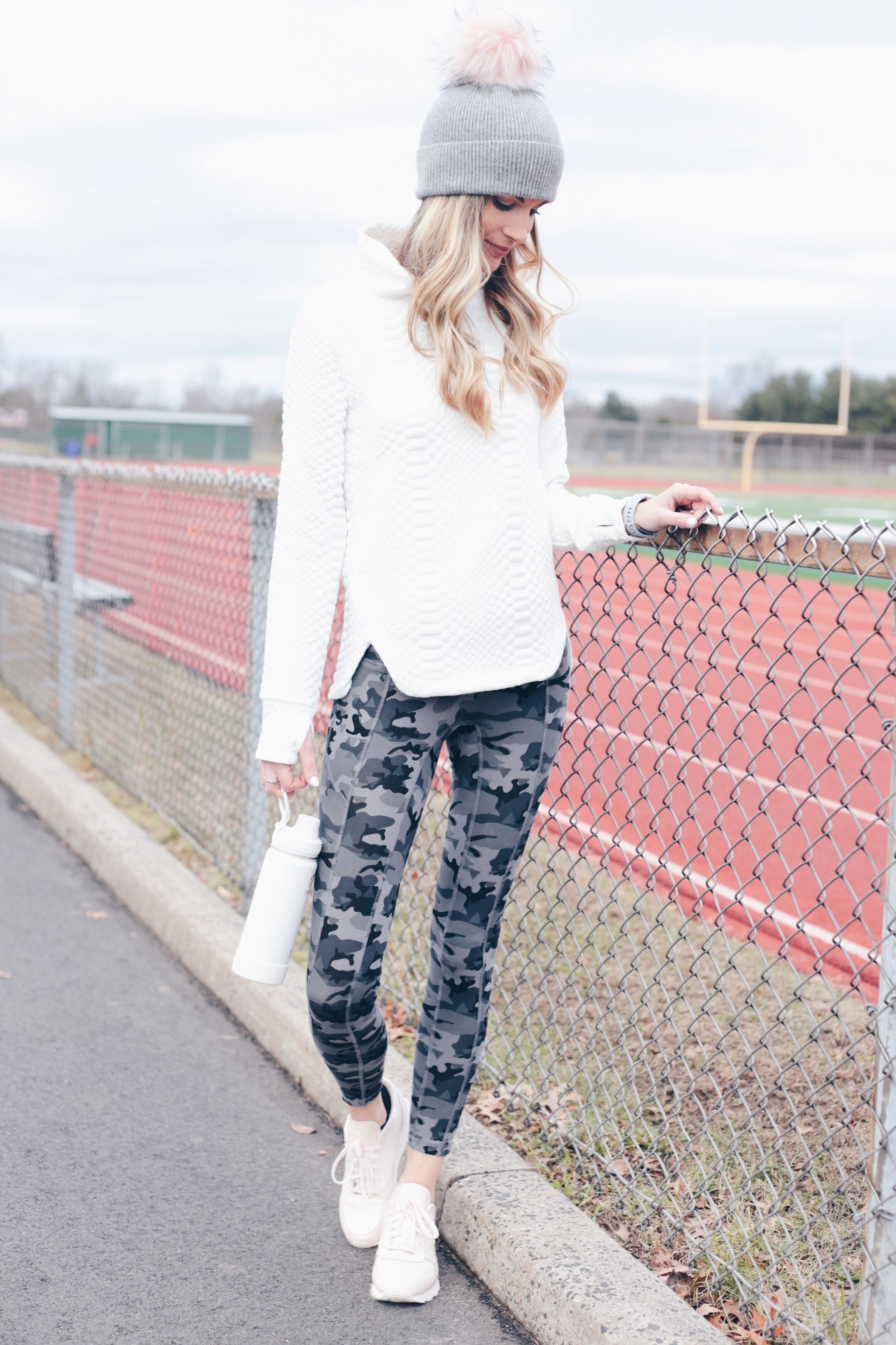 Winter Athleisure Outfit Ideas