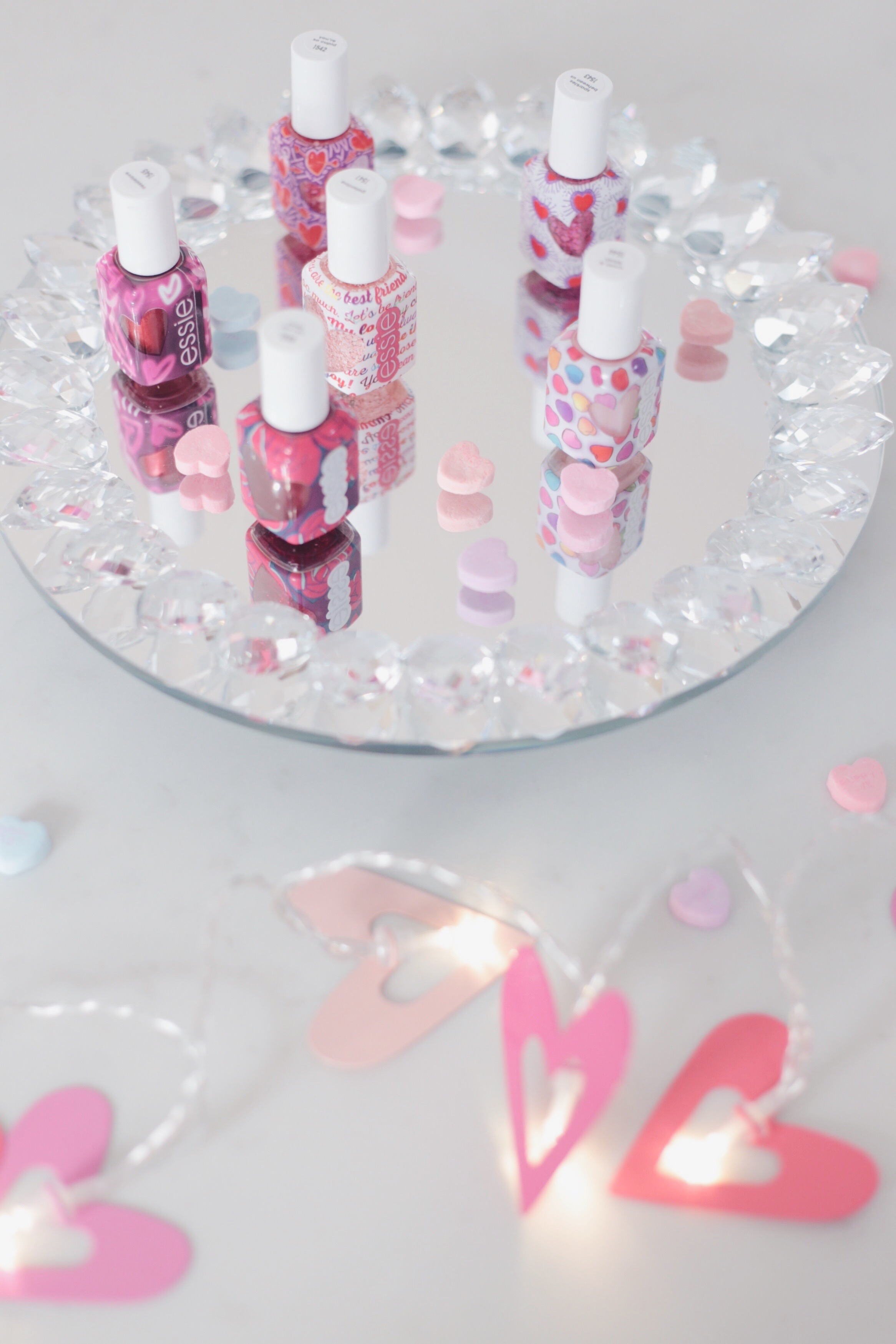 valentine's day manicure with essie - nail polish 2019 pinteresting plans blog