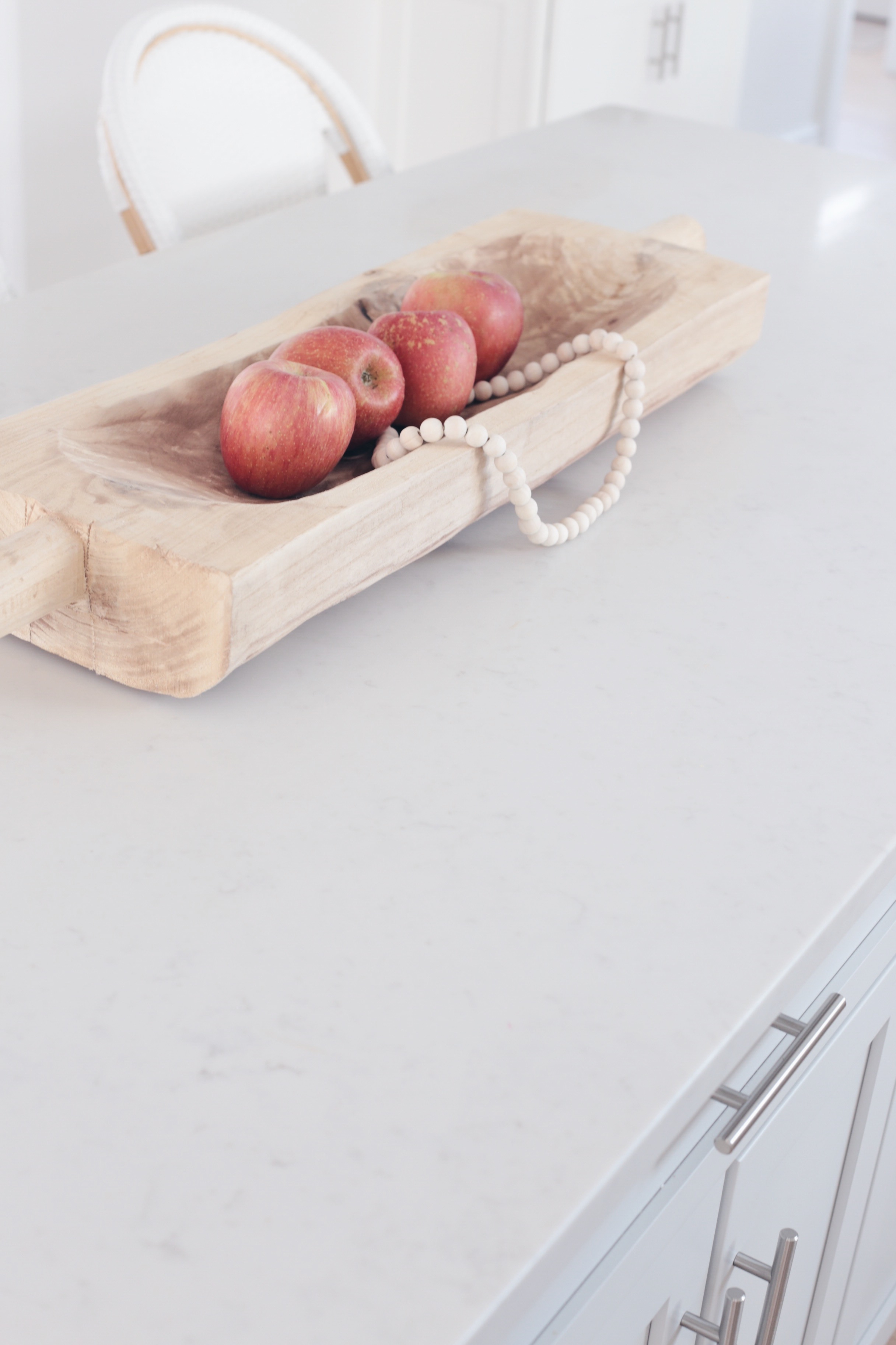 MUST READ - Number 1 tip when planning a kitchen renovation - kitchen island with quartz marble look counters
