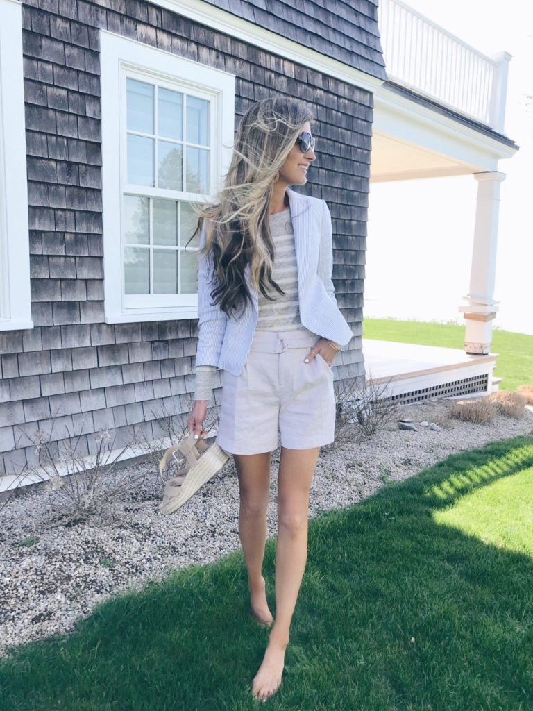 spring travel outfits 2019 - blazer paired with belted linen shorts on pinteresting plans fashion blog