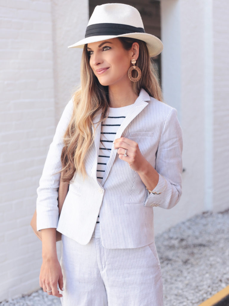 spring travel outfits 2019 - striped blazer on pinteresting plans connecticut fashion blogger
