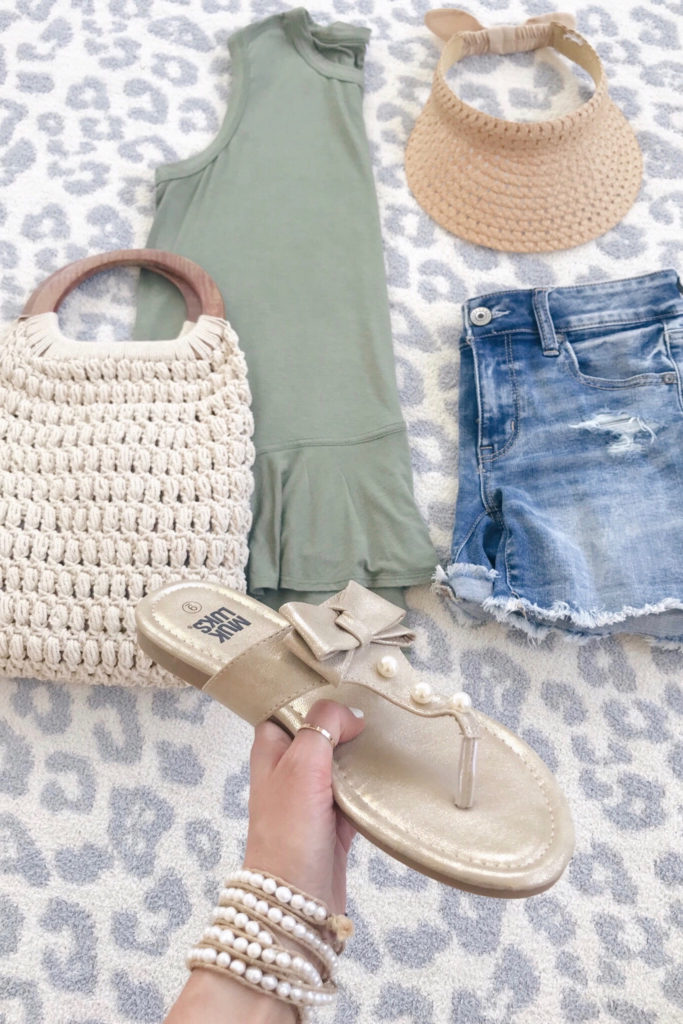 pinteresting plans connecticut fashion blogger - vacation outfit idea with beaded wrap bracelet
