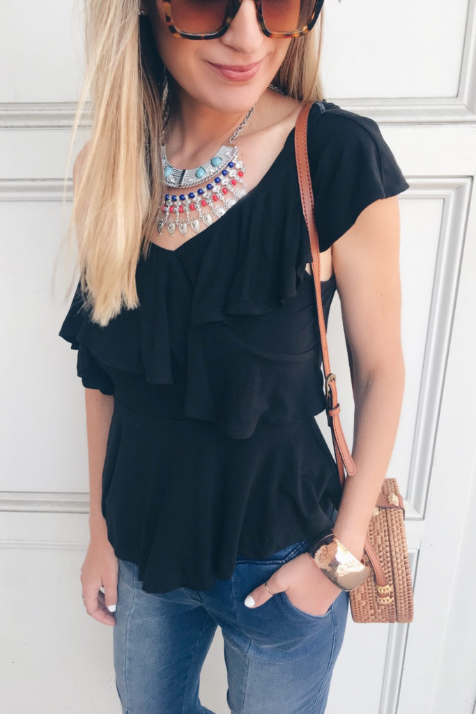date night outfit ideas - ruffle top and denim joggers with a statement necklace - pinteresting plans fashion blog
