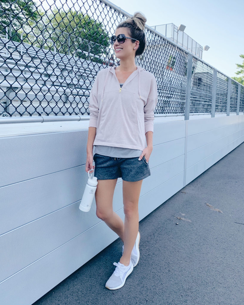 connecticut fashion blogger rachel moore from pinteresting plans wearing jockey workout athleisure outfit