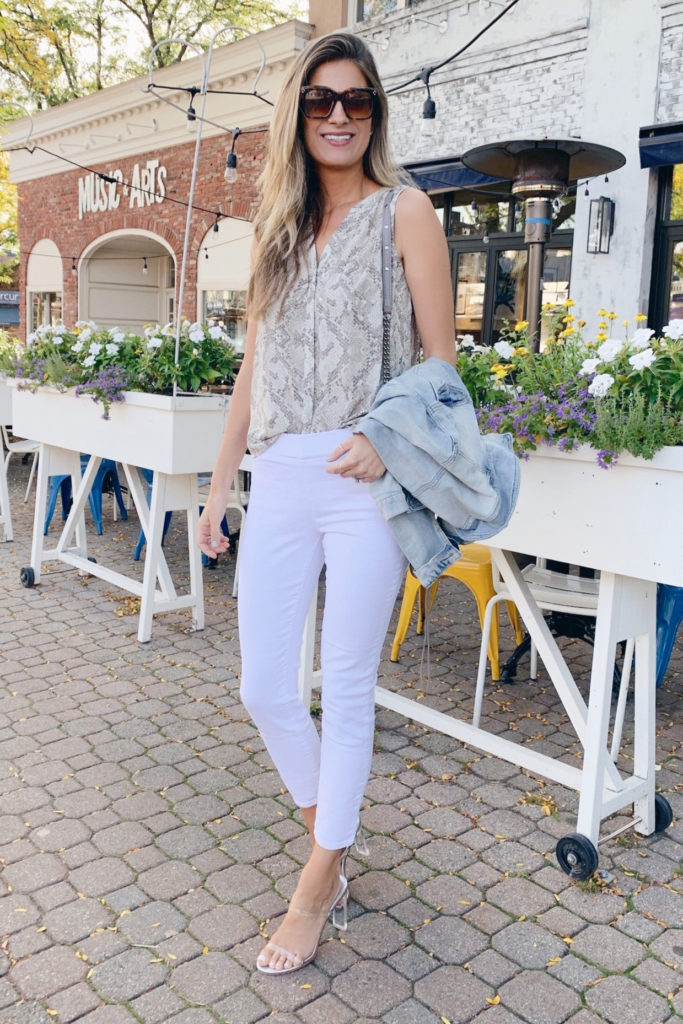 fashion blogger wearing nordstrom nydj work friendly outfit