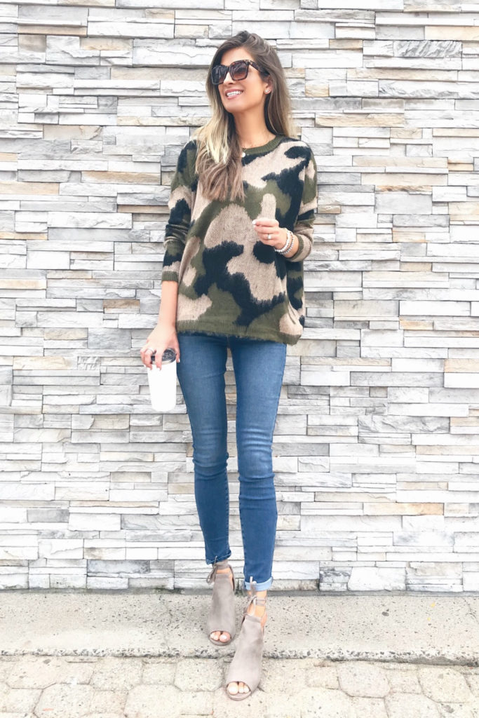 Fashion blogger wearing taupe heeled sandals - pinteresting plans blog
