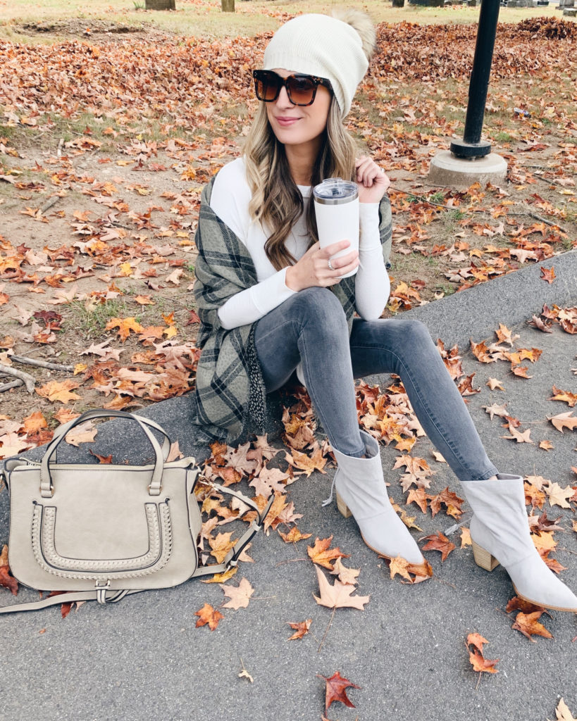 fashion blogger Rachel Moore of pinteresting plans in fall trend footwear - paper bag booties