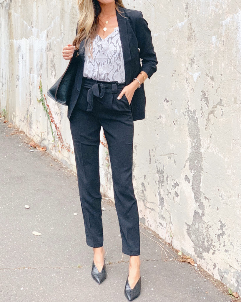 fashion blogger wearing express workwear high waisted paperbag black ankle pants
