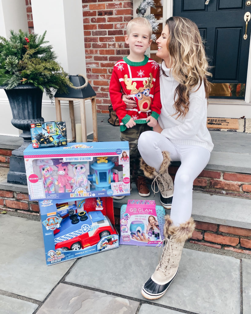 holiday toy donations 2019 - pinteresting plans blog