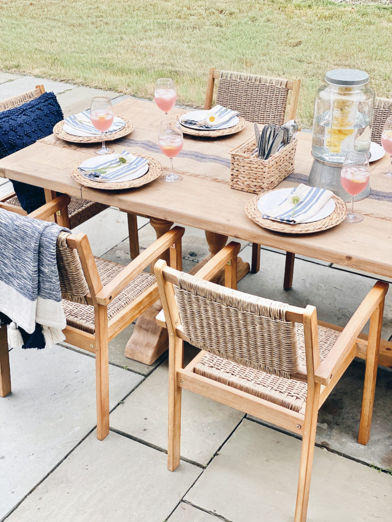 outdoor dining tablescape ideas for summer entertaining - pinteresting plans blog