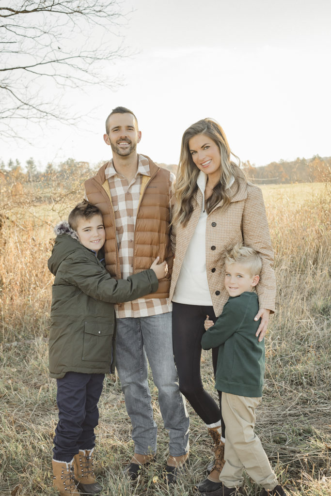 neutral earth tones color palette for fall family photos