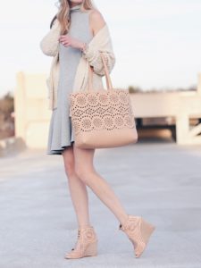 easter dresses: casual gray dress with neutral accessories