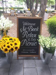 rewardstyle conference 2017 recap - banana republic picnic