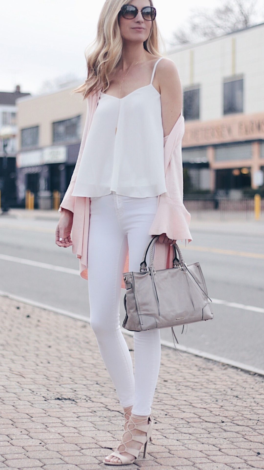 spring cardigan outfit idea