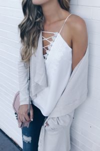 fall-transition-outfits-white-wafy-lace-up-camisole-on-pinterestingplans