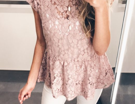 loft sale dressing room selfies - pink lace peplum top