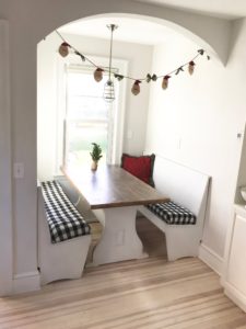holiday theme party ideas - cozy après ski theme party