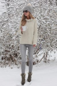 winter outfits 2017 - cowl neck sweater and skinny jeans with wedge snow boots on pinterestingplans