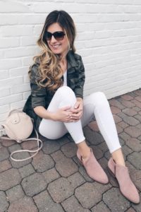 Weekly Wrap- Up - Camo Jacket/ White Jeans
