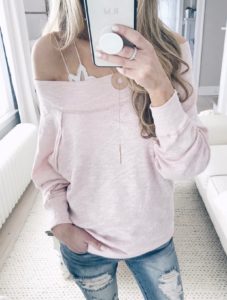 connecticut fashion blogger Rachel Moore in free people off the shoulder sweatshirt and bralette