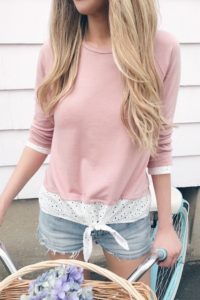 Mother's Day makeover and Spring outits on sale - Pinteresting Plans fashion blog eyelet hem sweatshirt