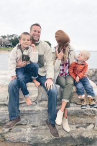 Fall Bucket list for families - Pinteresting Plans fashion blogger at the beach in cute Fall outfit
