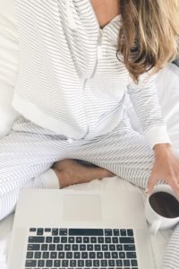 Fall fashion trends 2018 - matching joggers set on Pinteresting Plans fashion blog