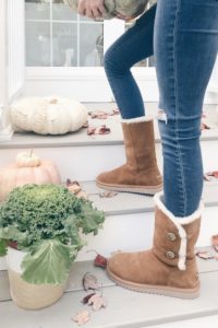 koolaburra women's boots on fall porch