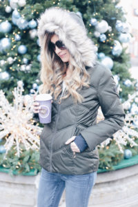 late fall outfit - fur trim hooded short puffer coat on pinteresting plans blog