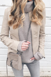 Pre Christmas Weekend Sales - Cozy Turtleneck