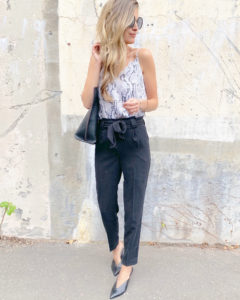 fashion blogger wearing express crocodile texture black heeled mules