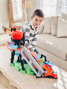 hot wheels gator car wash holiday toys 2019 - pinteresting plans blog