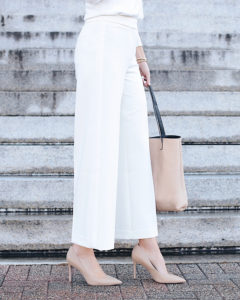 How to wear white wide legged pants - spring work outfit ideas 2020