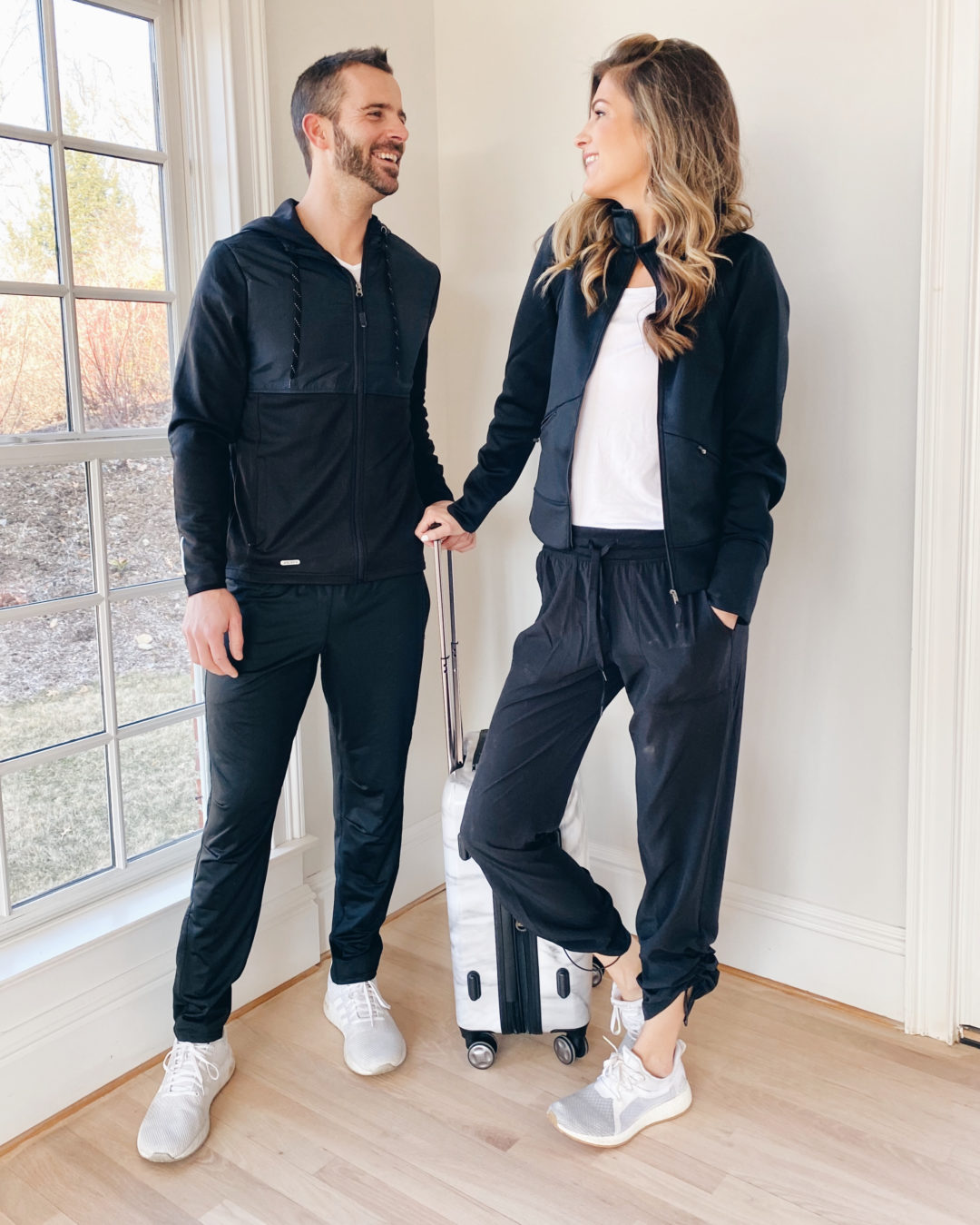 cute and comfy travel outfits for him and her