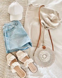casual spring trends for moms 2022