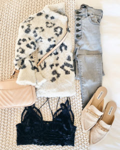 casual fall outfit with amazon leopard sweater for thanksgiving