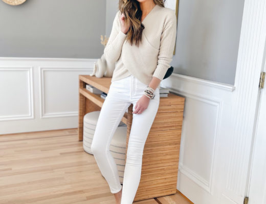 cute outfit ideas with white jeans for spring 2021