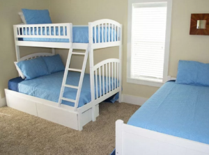 bungalow before photo of the bunk room - stayon30a
