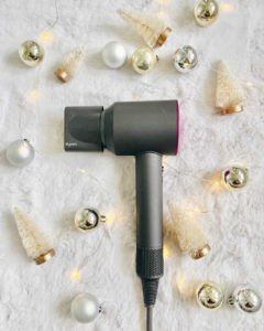 holiday gift ideas for her dyson blow dryer